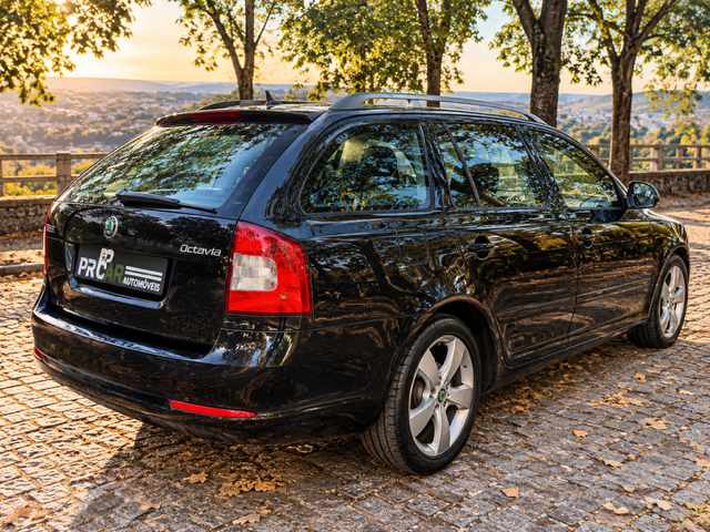 skoda-octavia-1-6-tdi-2009-diesel-1598cc