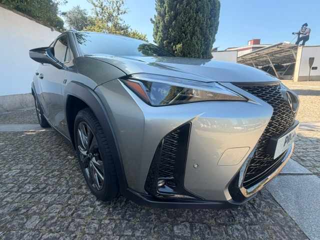 lexus-ux-250h-hybrid-e-four-2023-gasolina-1987cc