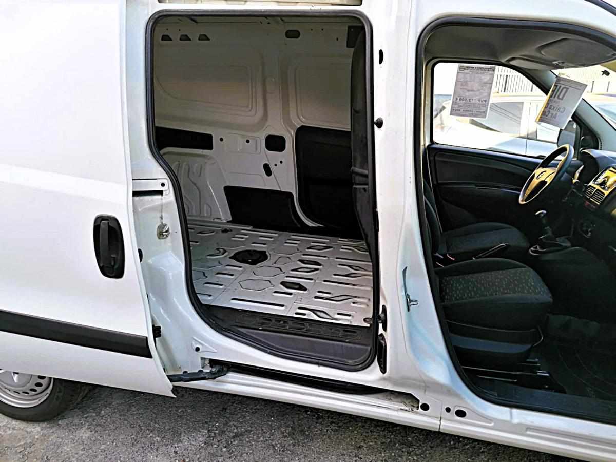 opel-combo-1-6-cdti-2018-diesel-1300cc