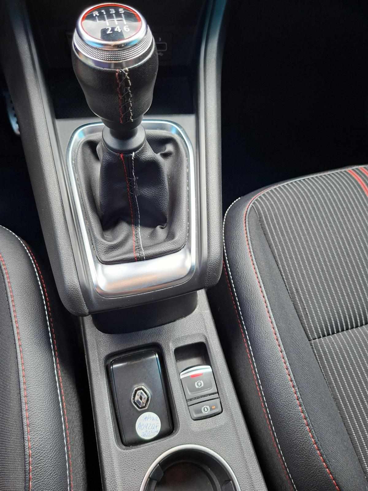 renault-captur-1-0-tce-2022-gasolina-999cc