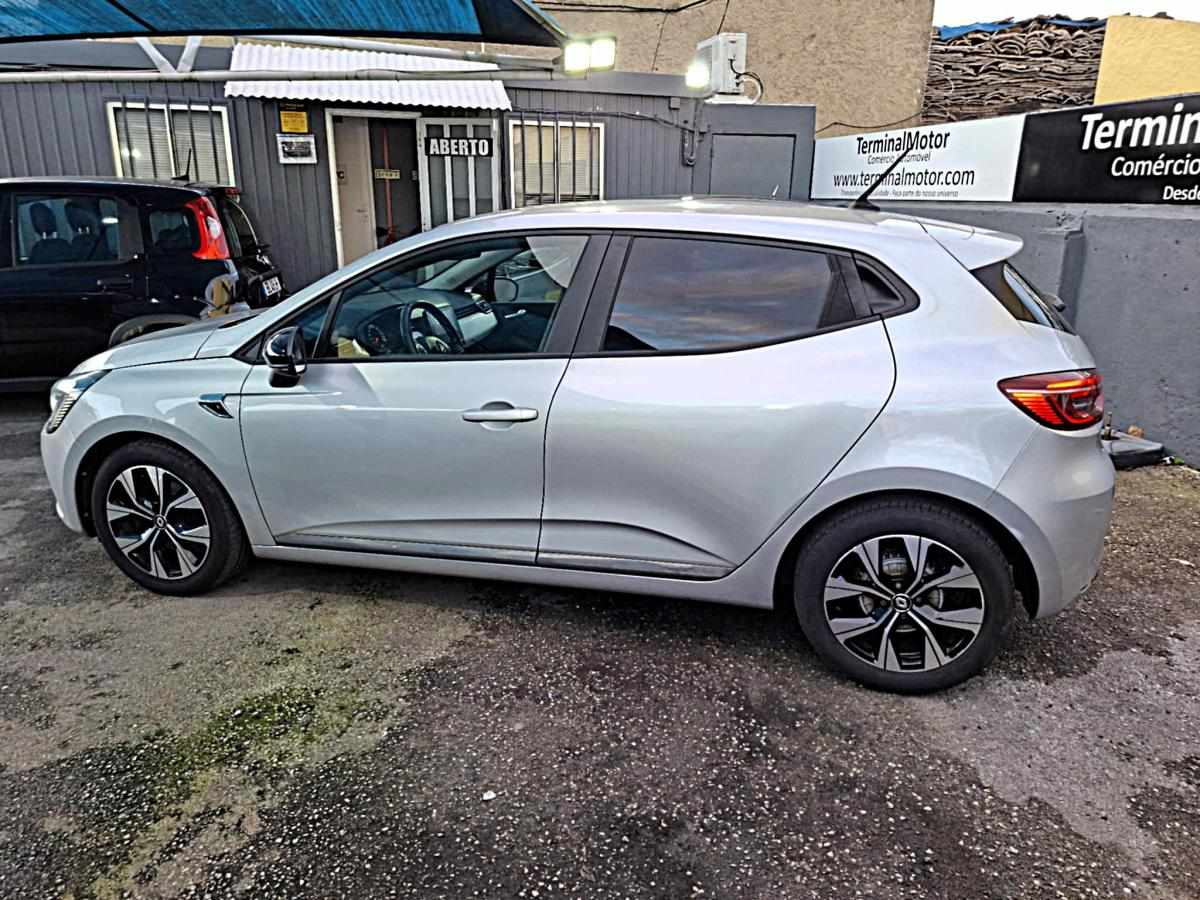 renault-clio-1-5-blue-dci-2022-diesel-1461cc