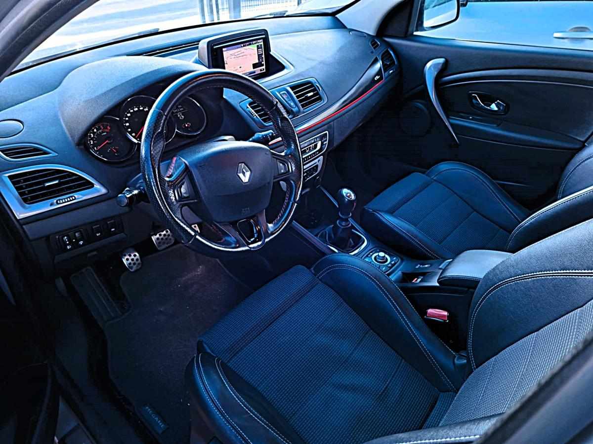 renault-megane-sport-tourer-2016-diesel-1461cc