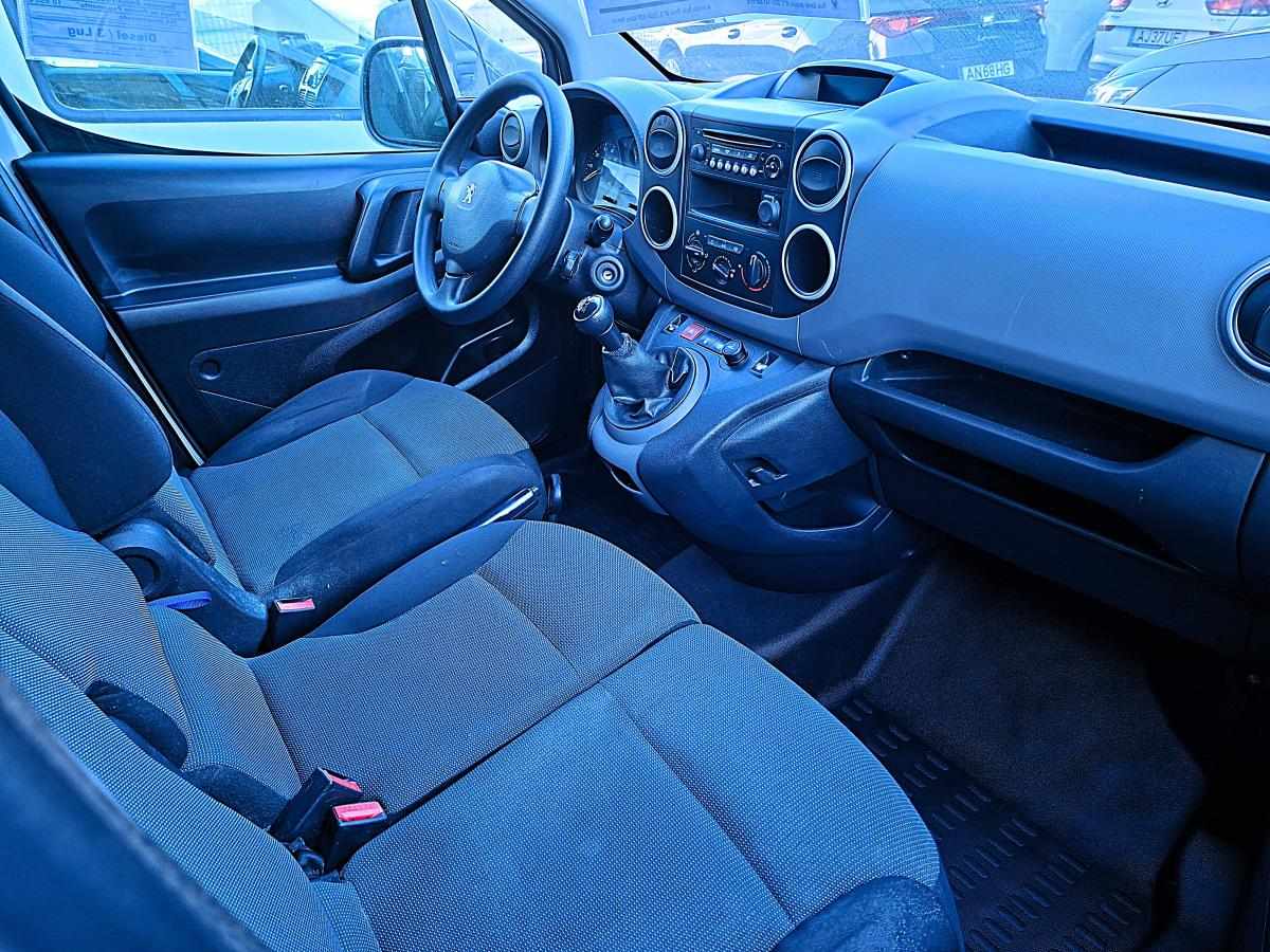 peugeot-partner-1-6-bluehdi-2018-diesel