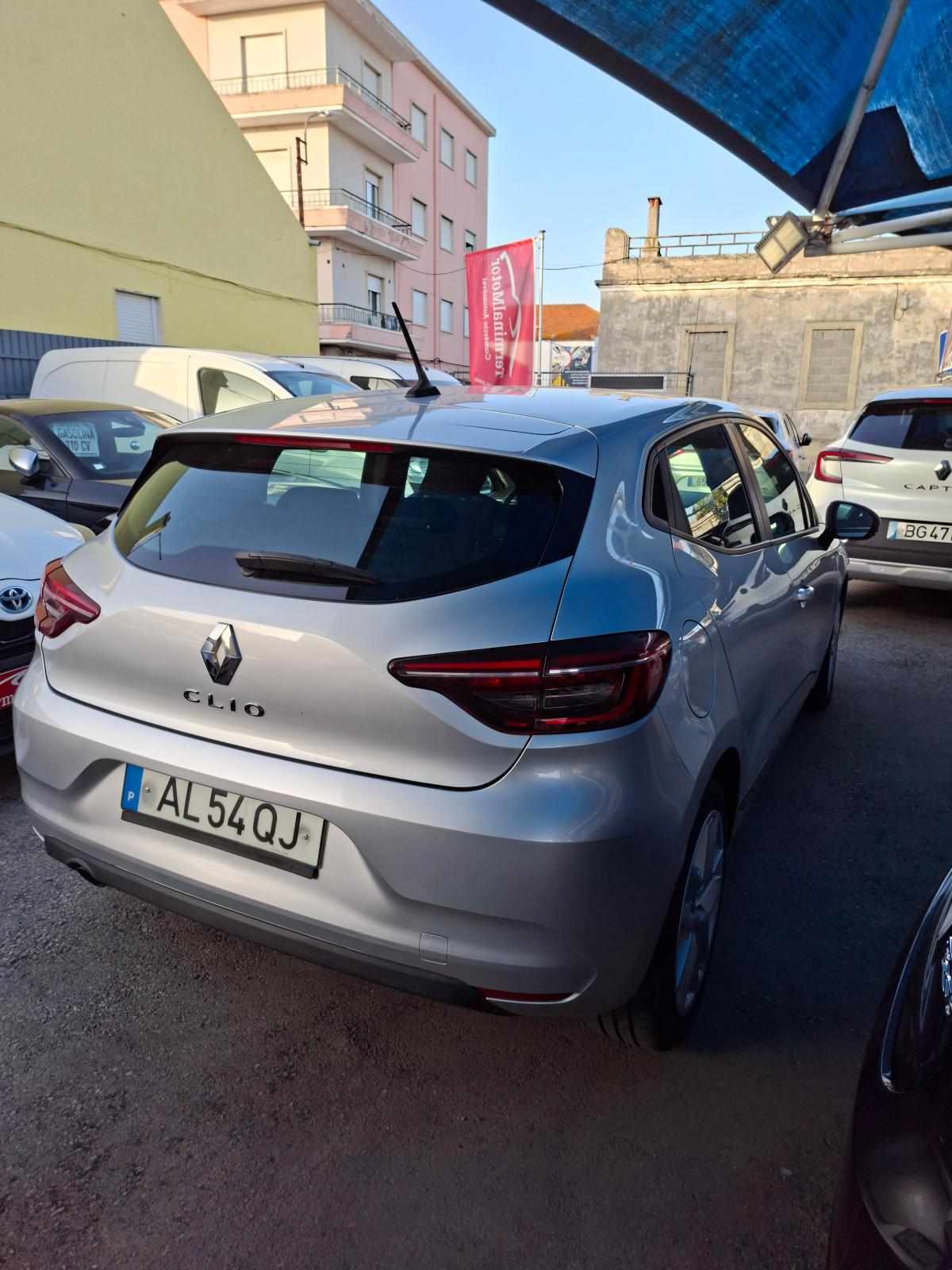 renault-clio-1-5-blue-dci-2021-diesel-1461cc