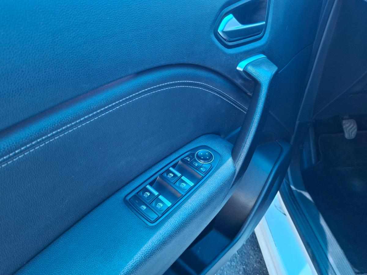 renault-captur-1-0-tce-2023-gasolina-999cc