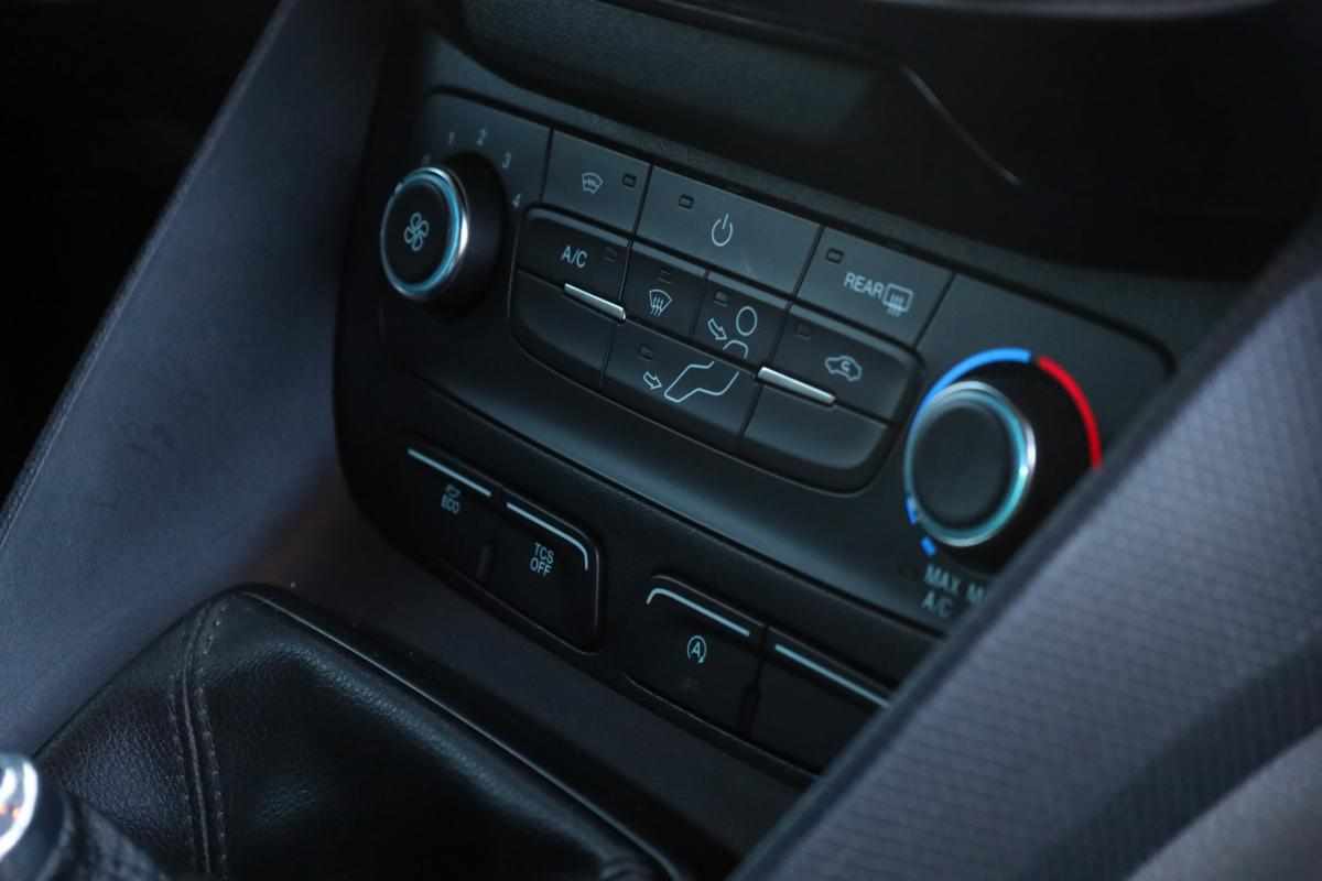 ford-transit-connect-1-5-100cv-2022-diesel-1499cc