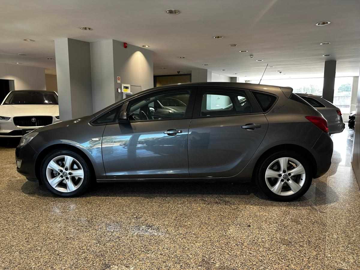 opel-astra-2010-diesel-1686cc