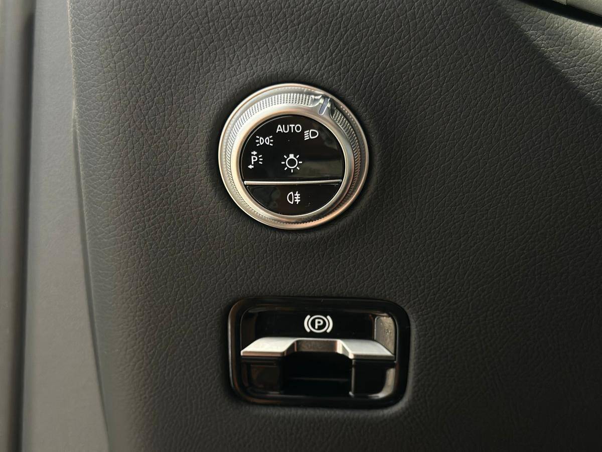 mercedes-benz-glc-2023-hibrido-a-diesel-1993cc