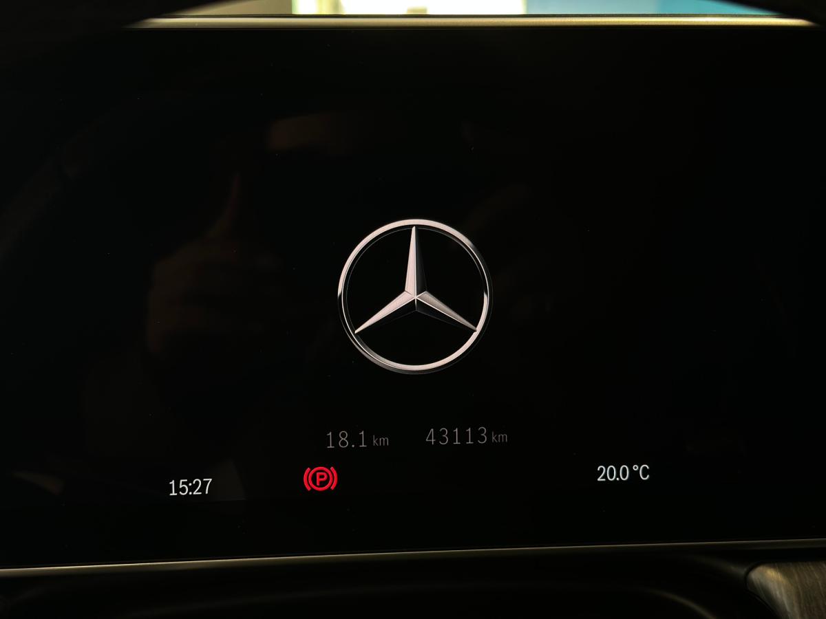 mercedes-benz-eqe-2023-eletrico-500cc