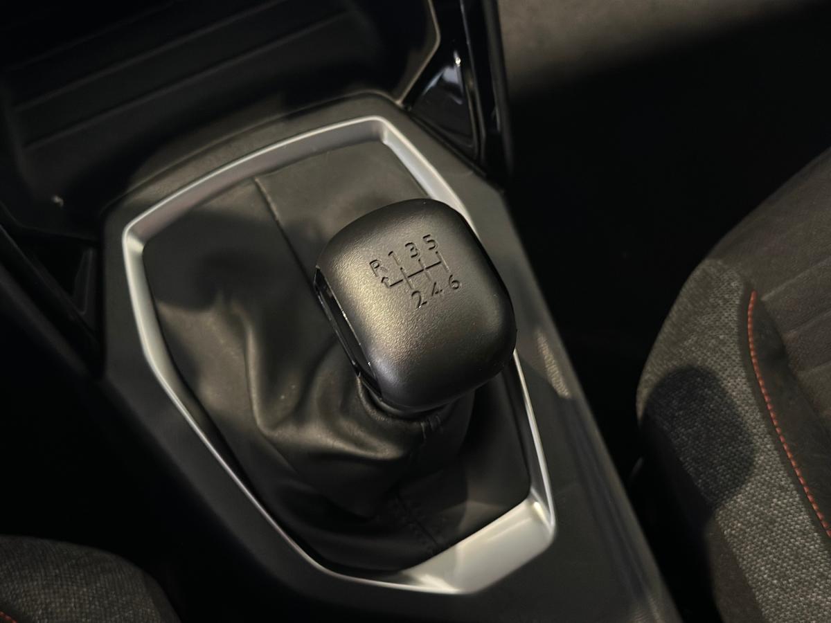peugeot-2008-2020-diesel-1499cc