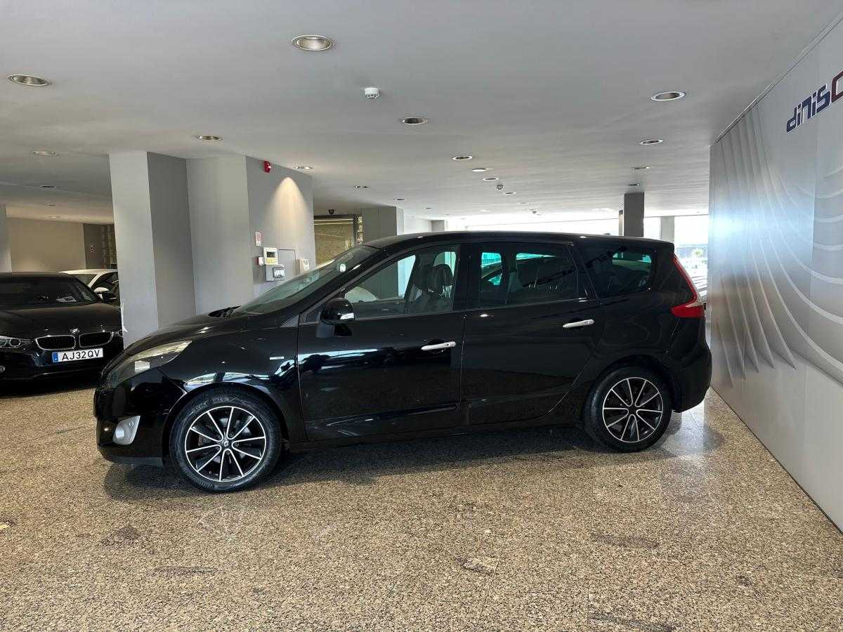 renault-grand-scenic-2011-diesel-1598cc