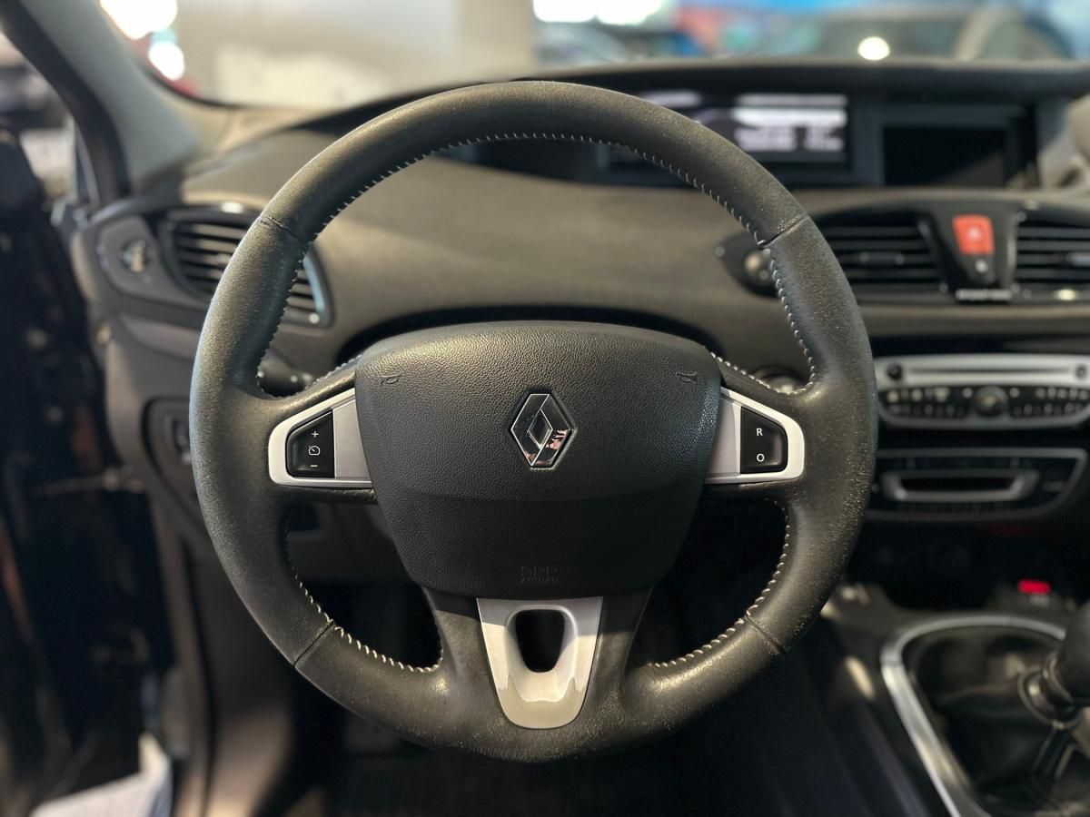 renault-grand-scenic-2011-diesel-1598cc