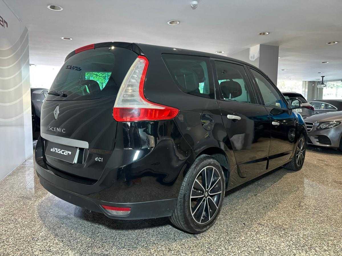 renault-grand-scenic-2011-diesel-1598cc