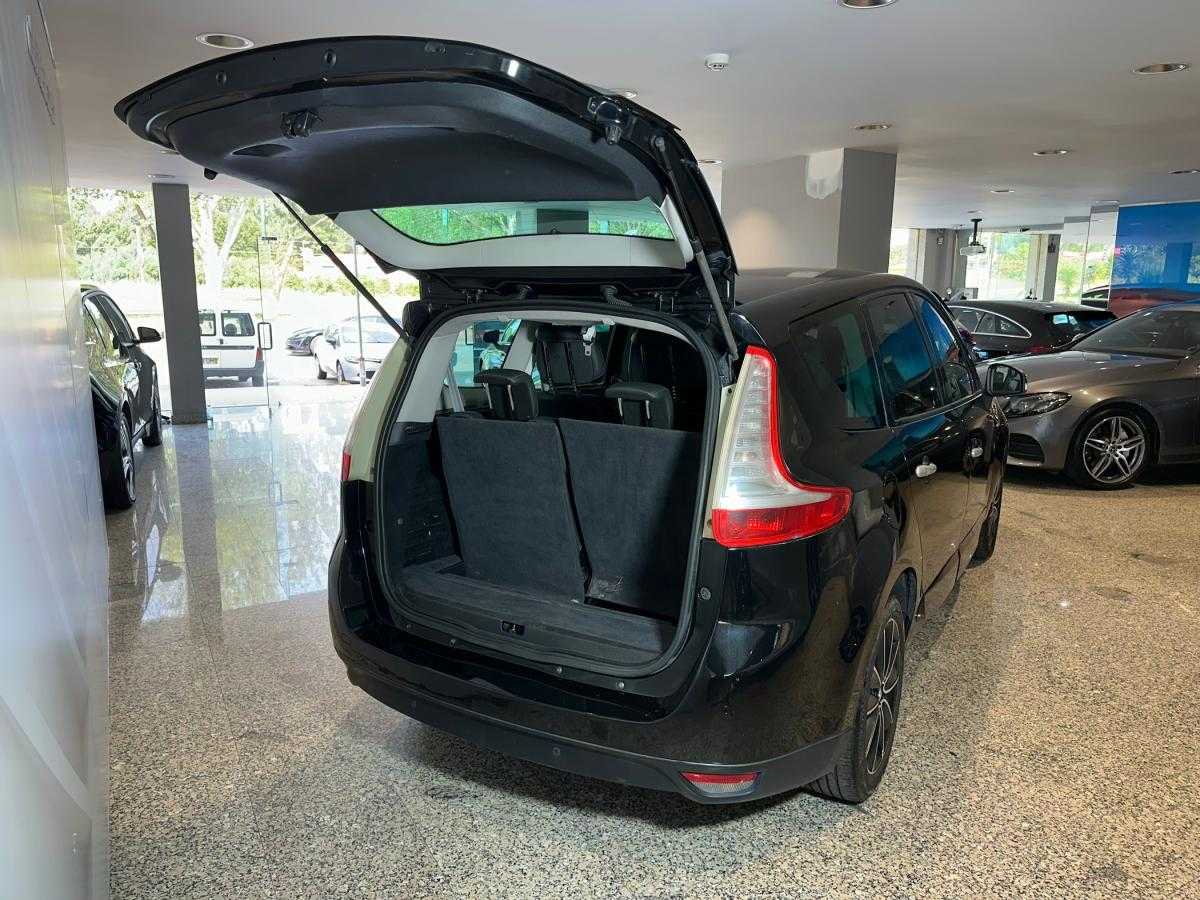 renault-grand-scenic-2011-diesel-1598cc