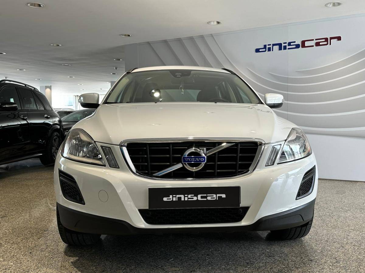volvo-xc60-2011-diesel-2400cc