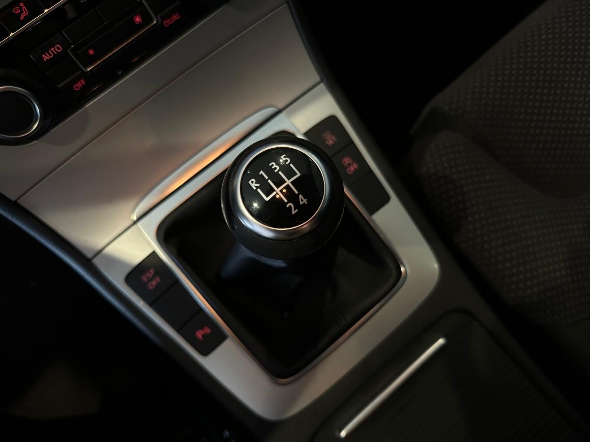 volkswagen-passat-2010-diesel-1598cc