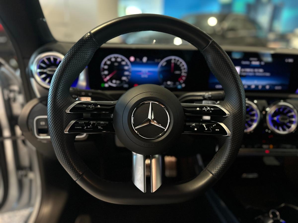 mercedes-benz-cla-2024-hibrido-a-gasolina-1332cc