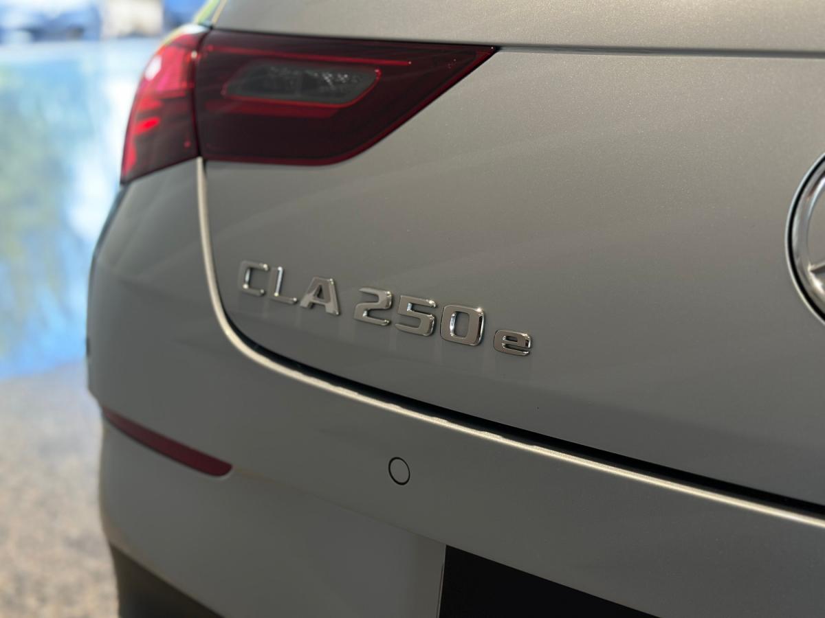 mercedes-benz-cla-2024-hibrido-a-gasolina-1332cc