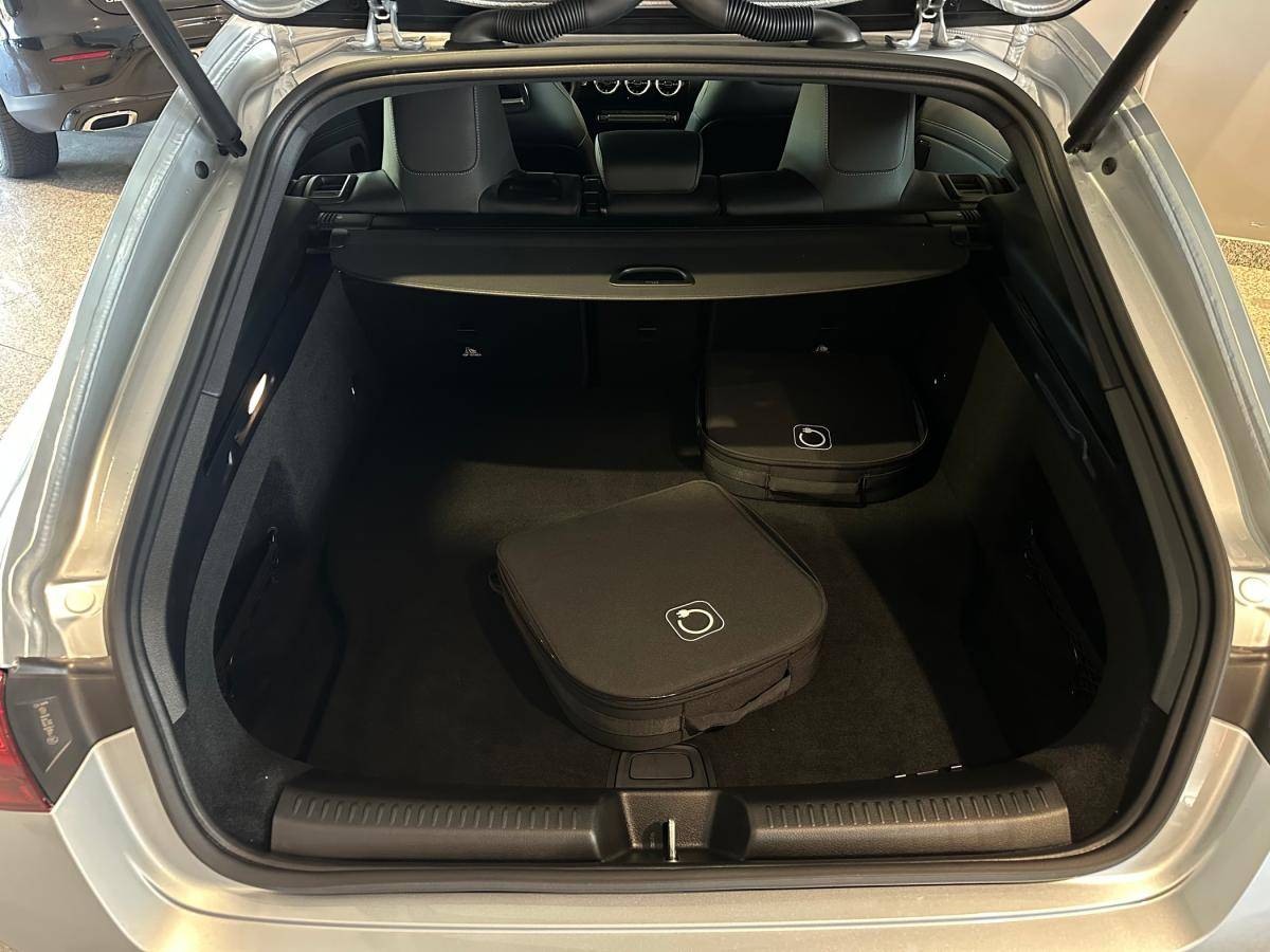 mercedes-benz-cla-2024-hibrido-a-gasolina-1332cc
