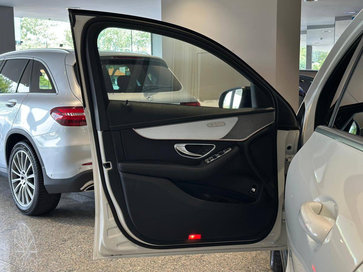 mercedes-benz-eqc-2022-eletrico-500cc