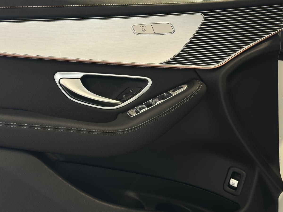 mercedes-benz-eqc-2022-eletrico-500cc