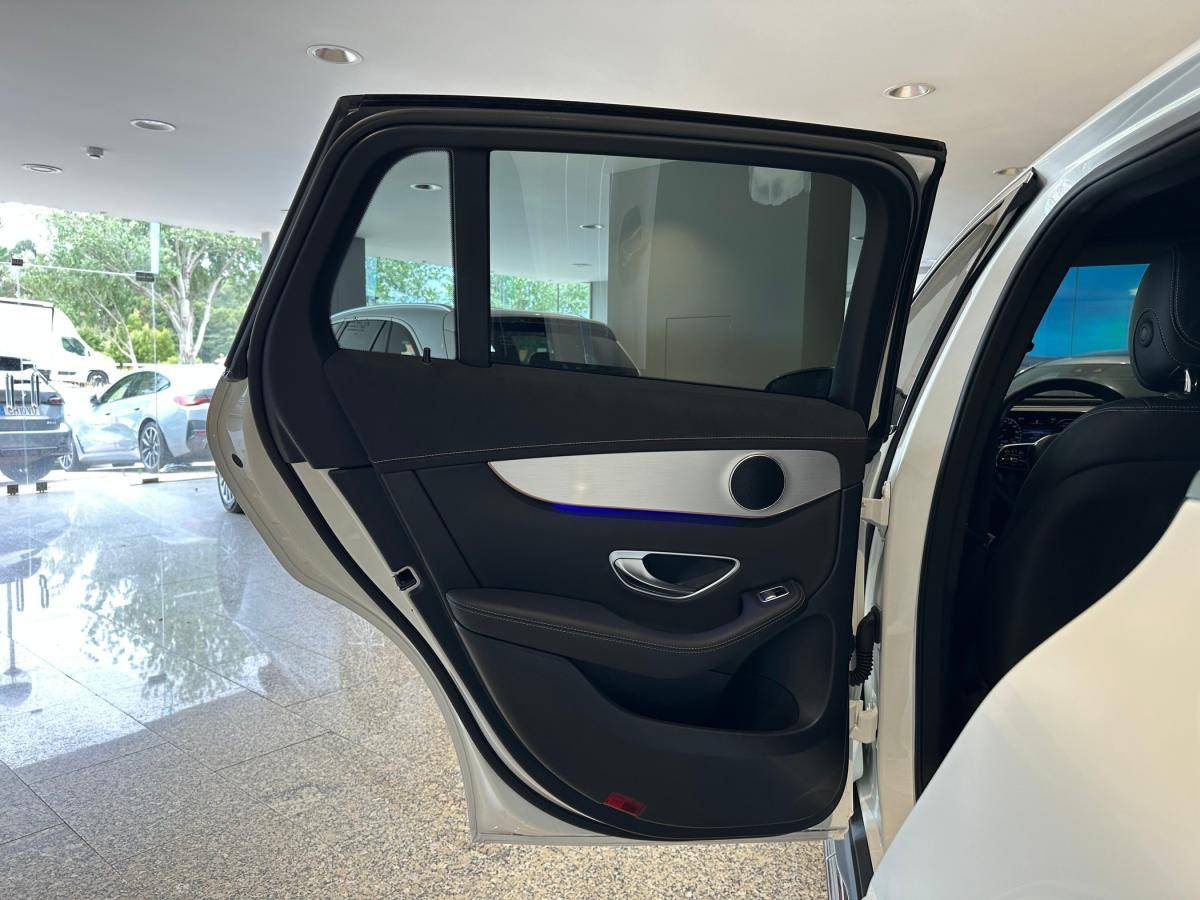 mercedes-benz-eqc-2022-eletrico-500cc