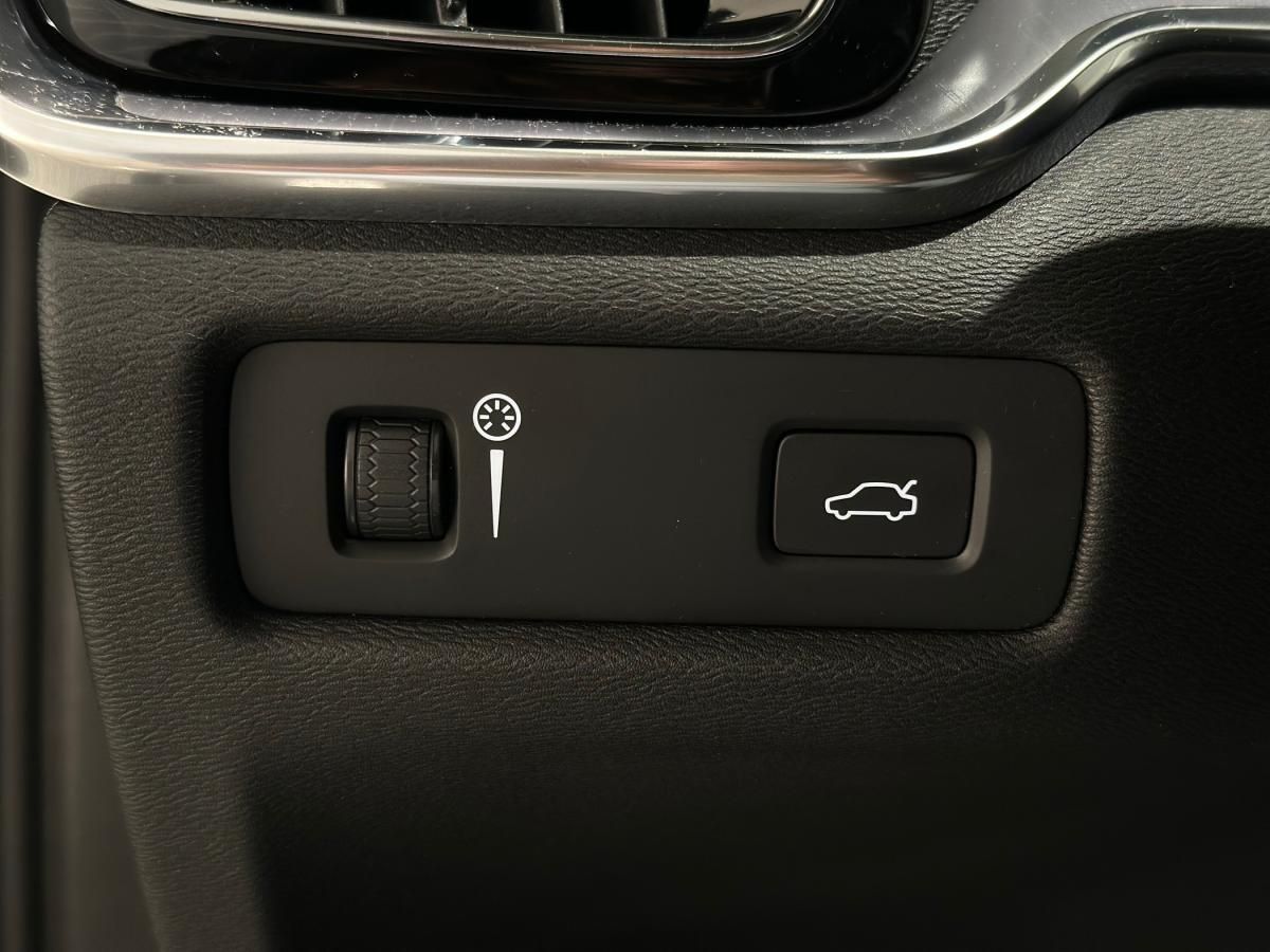 volvo-v60-2019-diesel-1969cc
