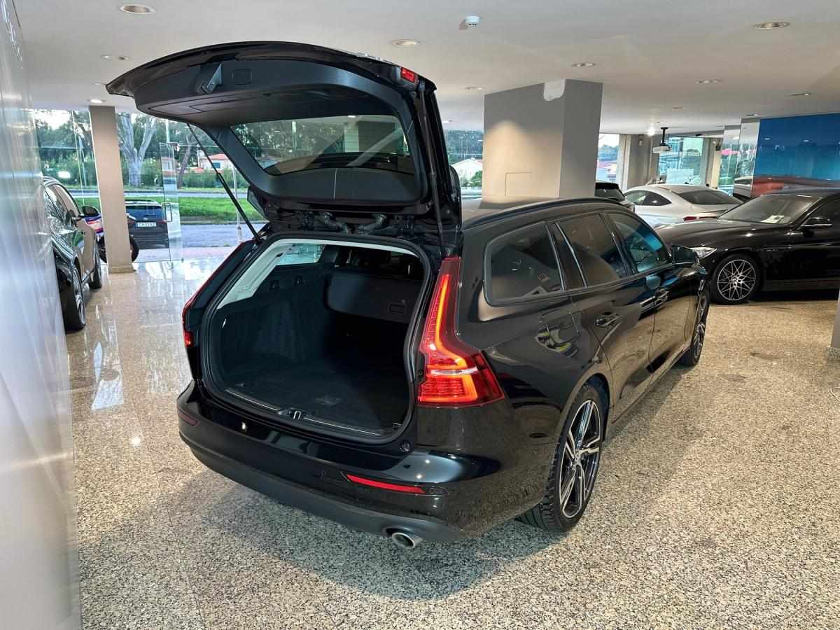 volvo-v60-2019-diesel-1969cc