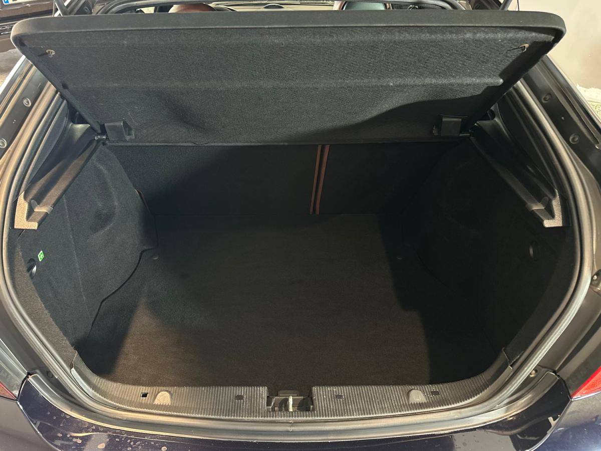 mercedes-benz-clc-2009-diesel-2148cc