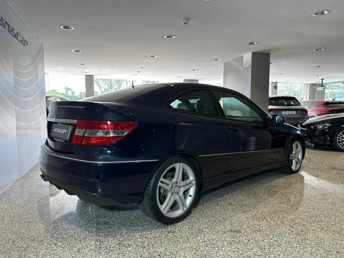 mercedes-benz-clc-2009-diesel-2148cc