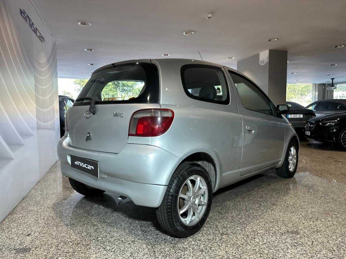 toyota-yaris-2001-gasolina-998cc
