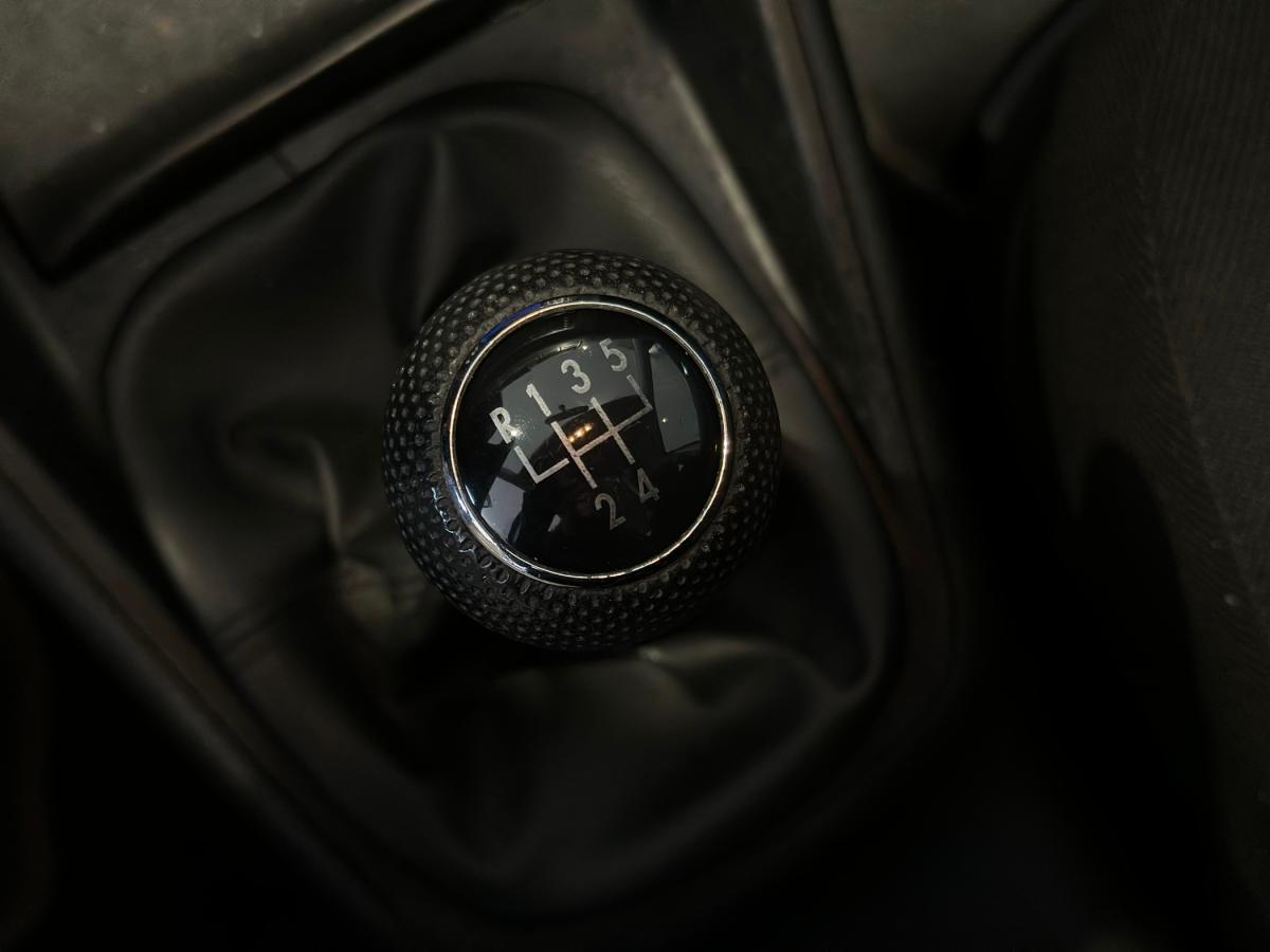 volkswagen-golf-2000-diesel-1896cc