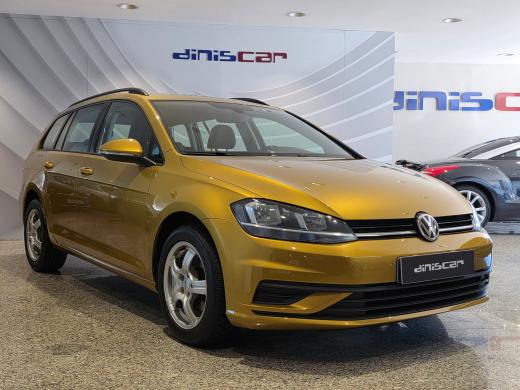 volkswagen-golf-variant-2018-diesel-1598cc