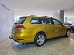 volkswagen-golf-variant-2018-diesel-1598cc