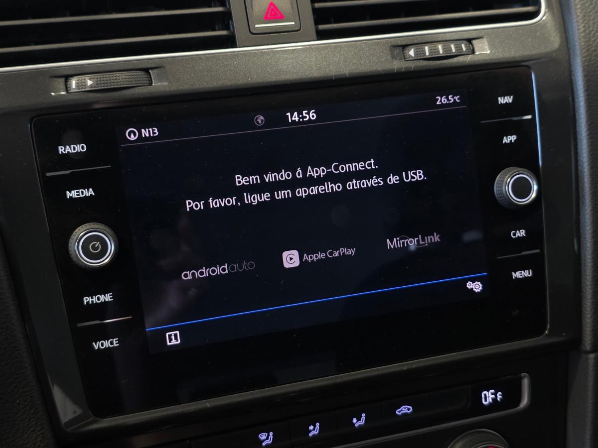 volkswagen-golf-variant-2018-diesel-1598cc