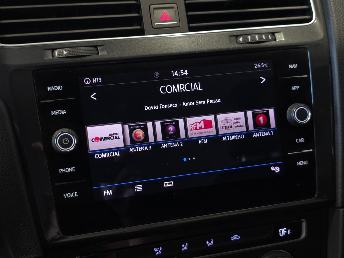 volkswagen-golf-variant-2018-diesel-1598cc