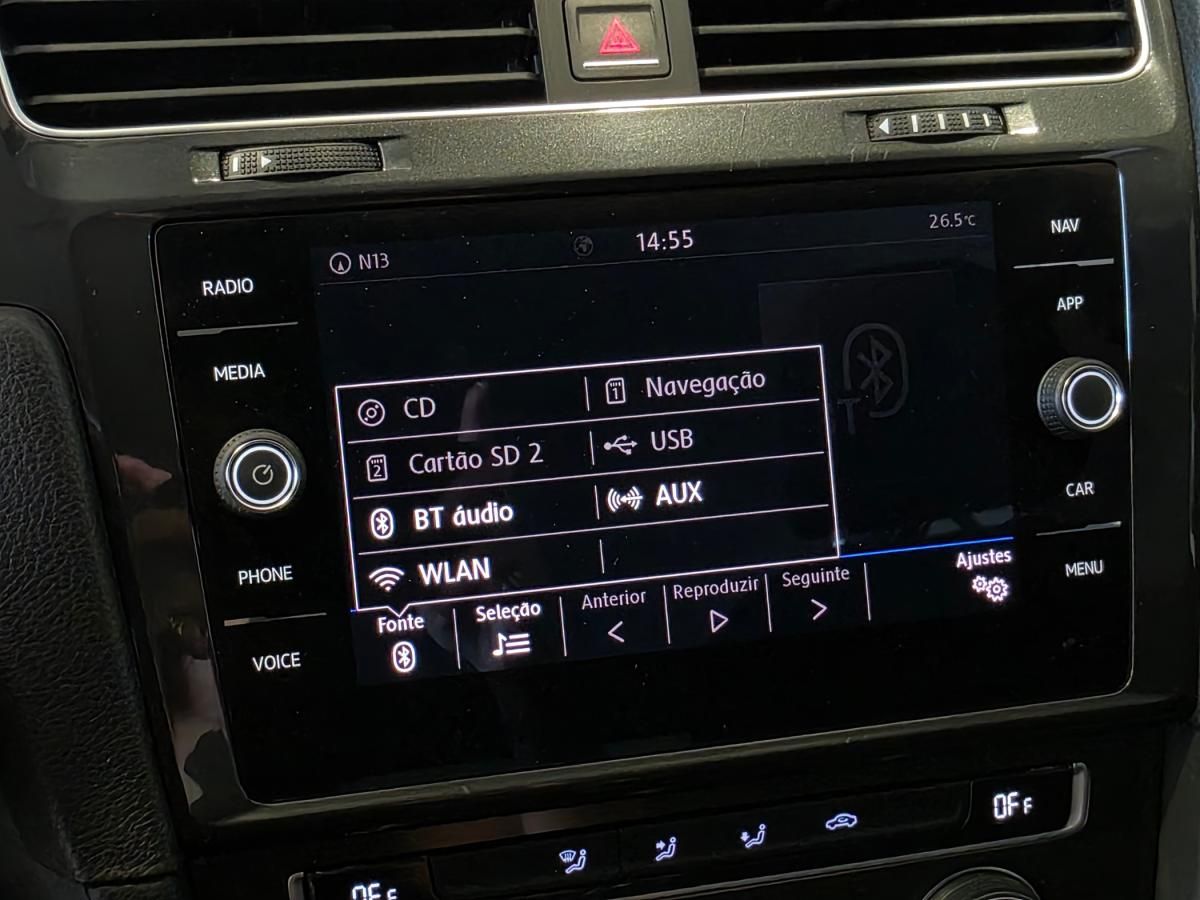 volkswagen-golf-variant-2018-diesel-1598cc