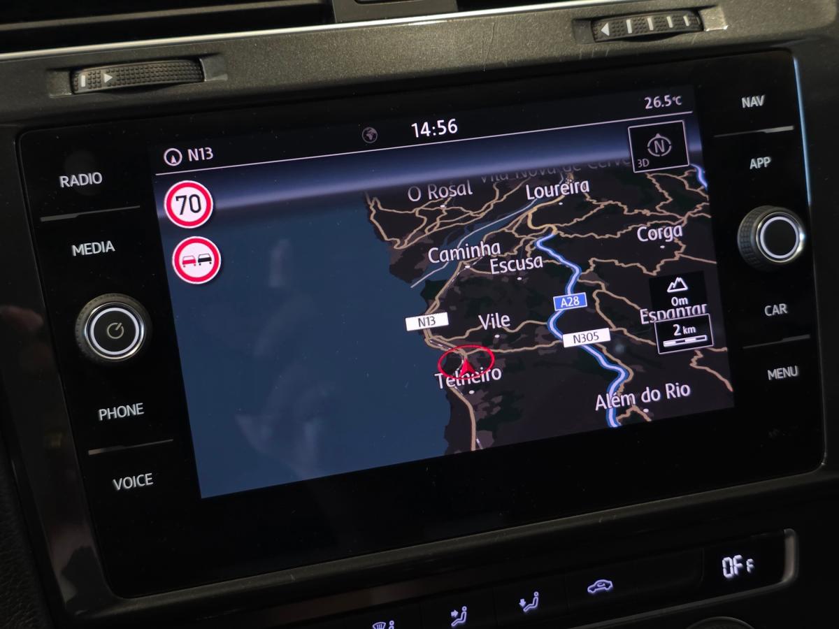 volkswagen-golf-variant-2018-diesel-1598cc