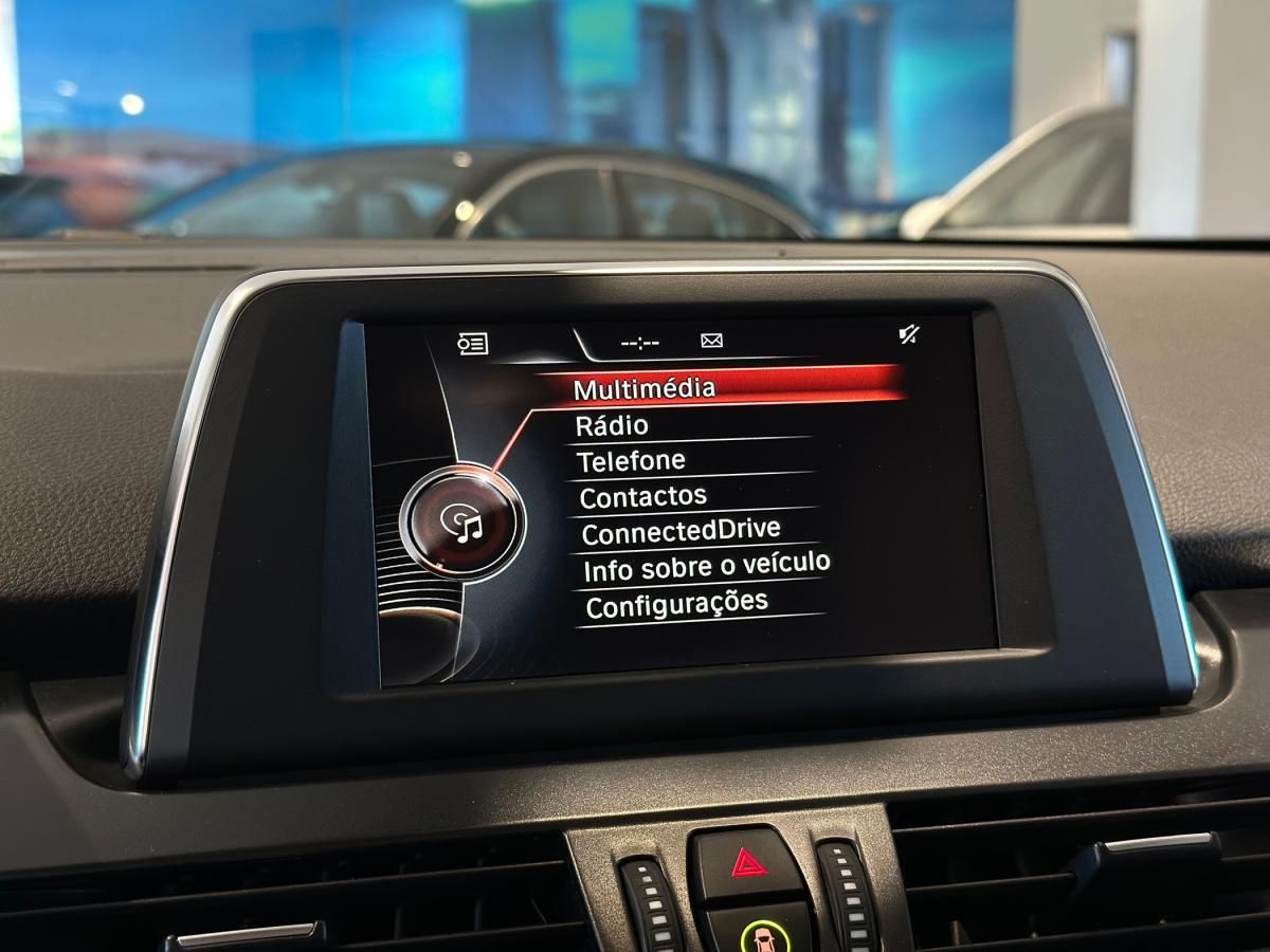 bmw-serie-2-2016-diesel-1496cc