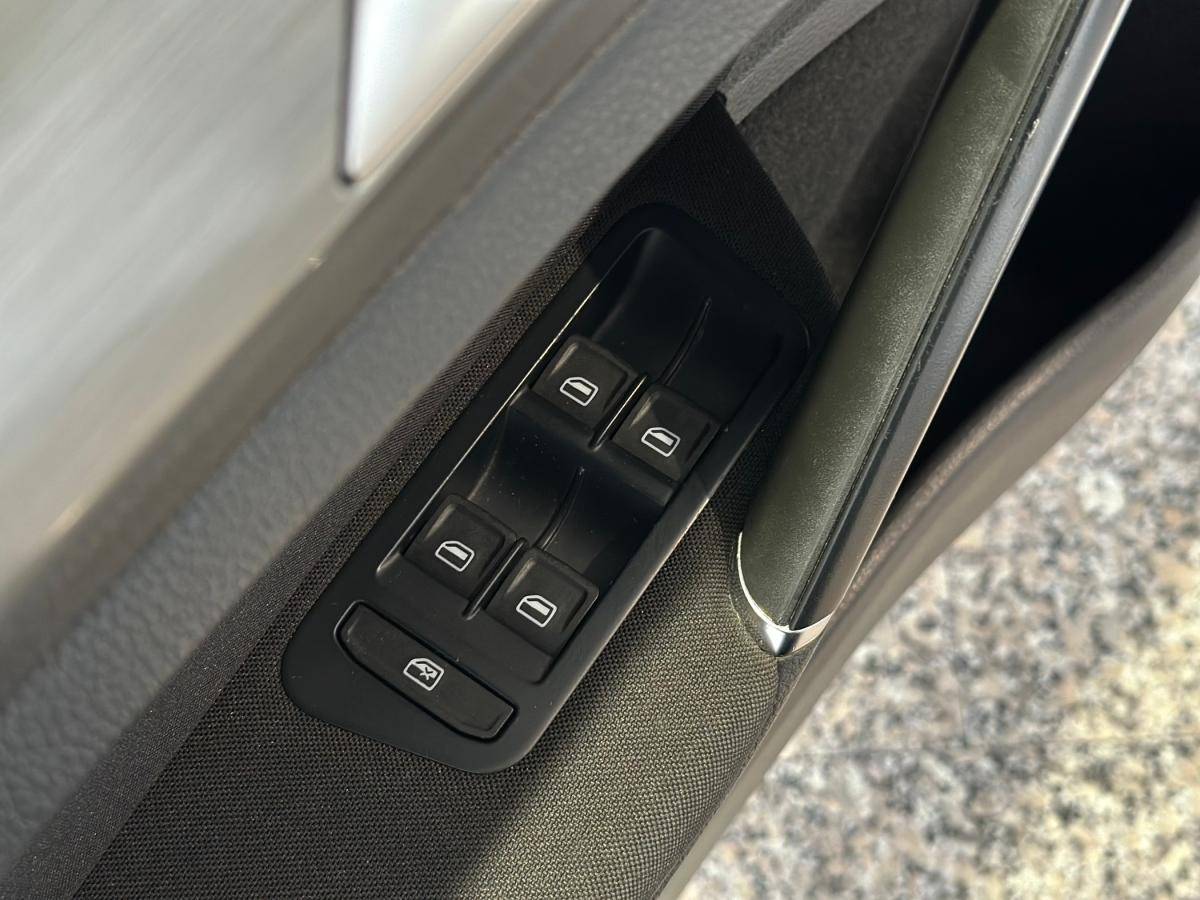 volkswagen-golf-2016-diesel-1598cc