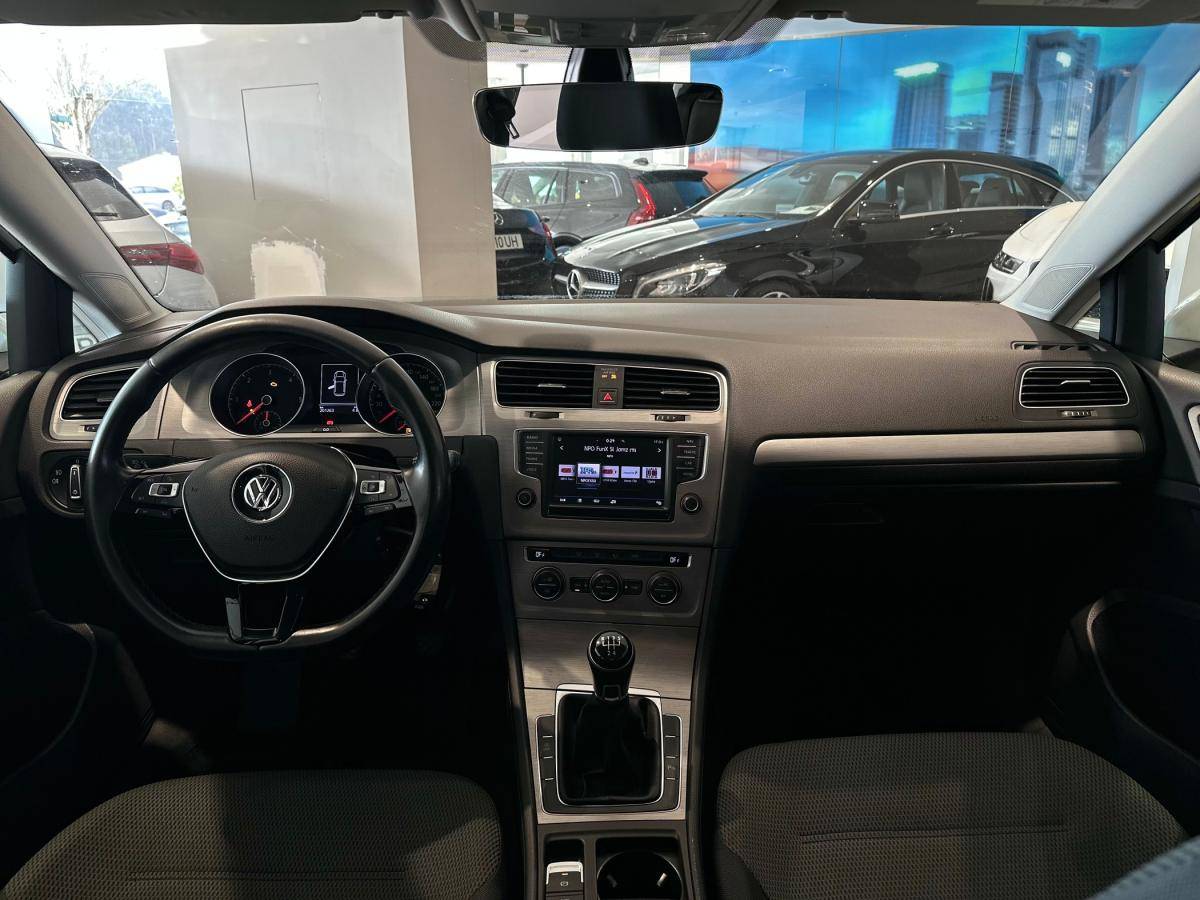volkswagen-golf-2016-diesel-1598cc