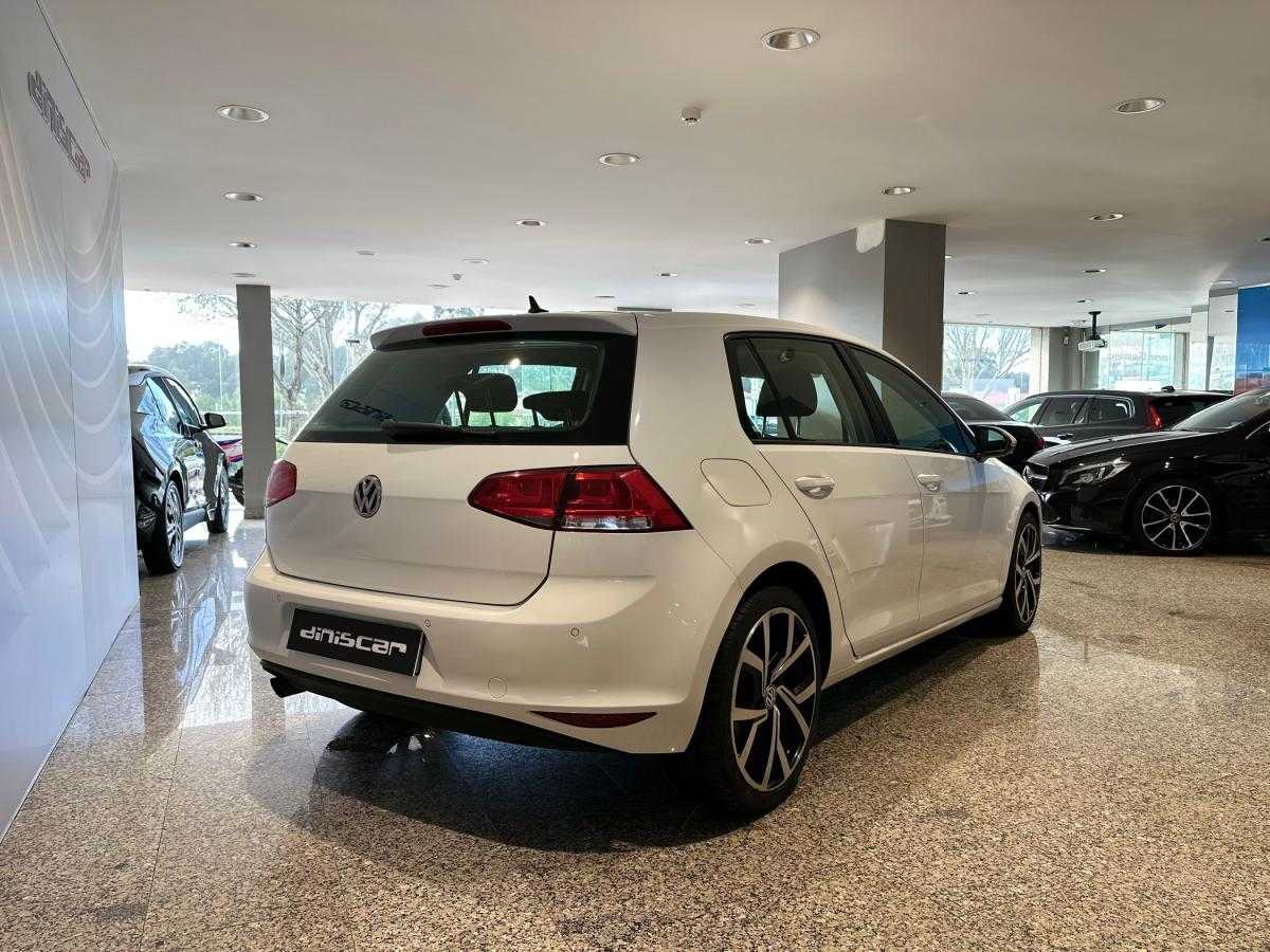 volkswagen-golf-2016-diesel-1598cc