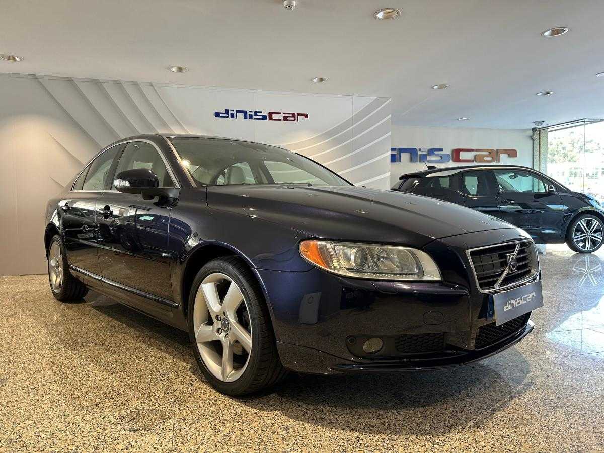 volvo-s80-2009-diesel-2400cc