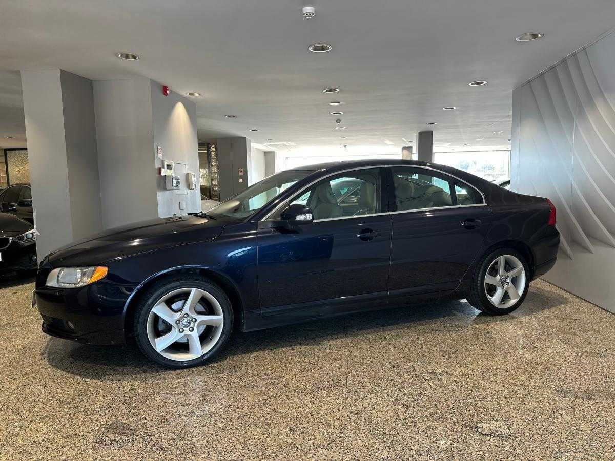 volvo-s80-2009-diesel-2400cc