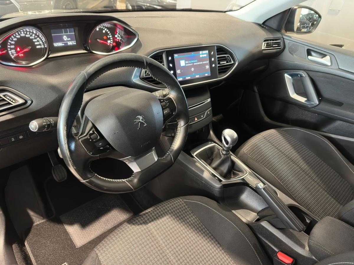 peugeot-308-2018-diesel-1499cc