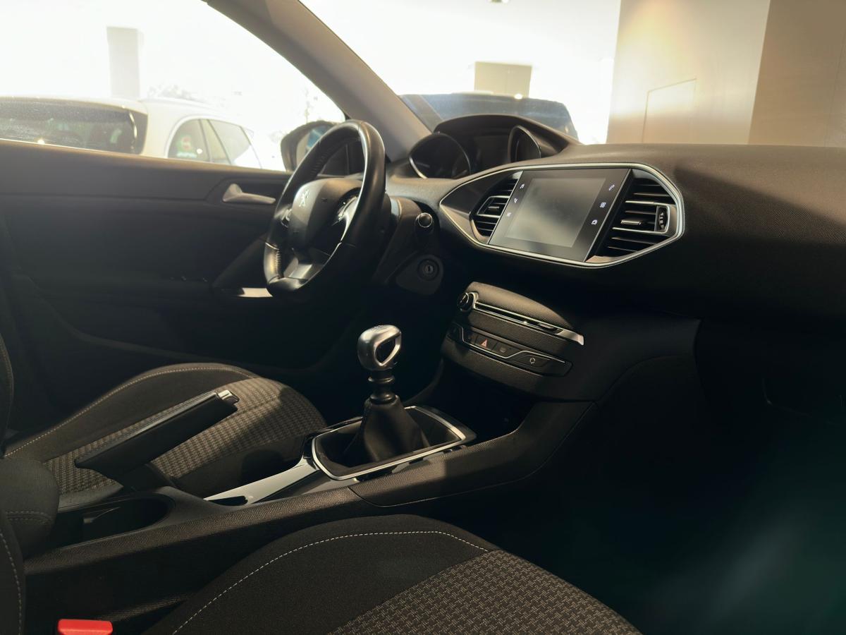 peugeot-308-2018-diesel-1499cc