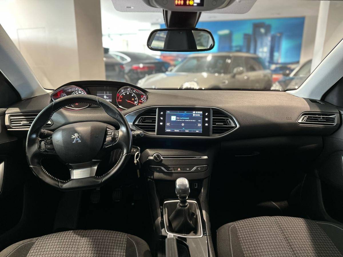 peugeot-308-2018-diesel-1499cc