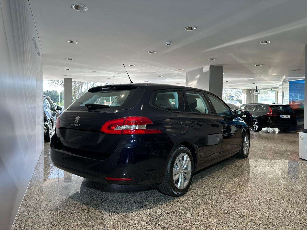 peugeot-308-2018-diesel-1499cc