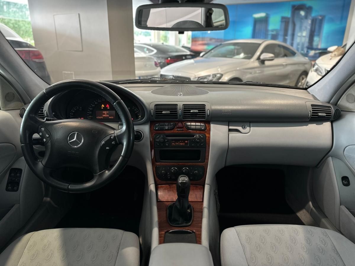 mercedes-benz-classe-c-2002-diesel-2148cc