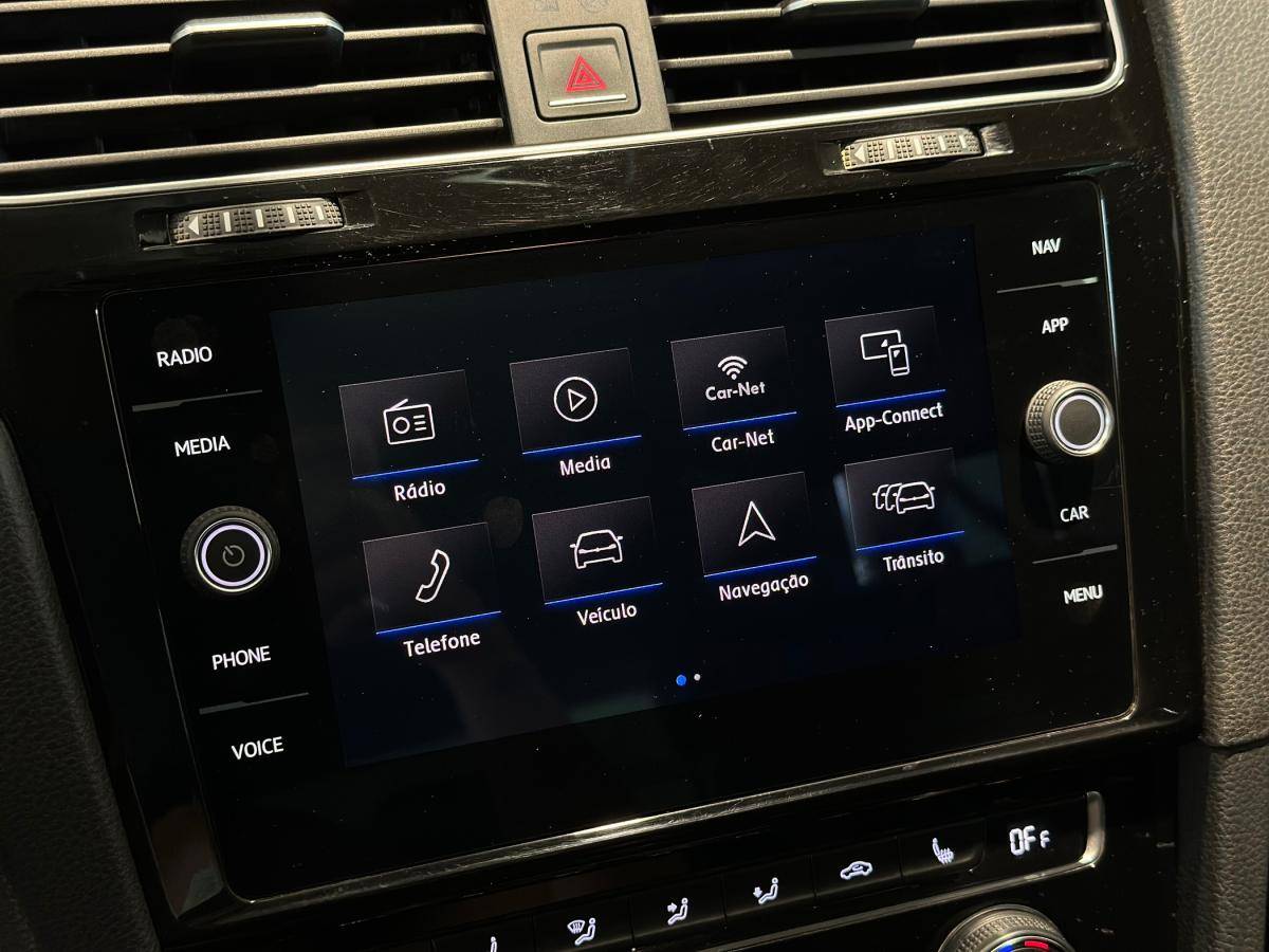 volkswagen-golf-2018-diesel-1598cc